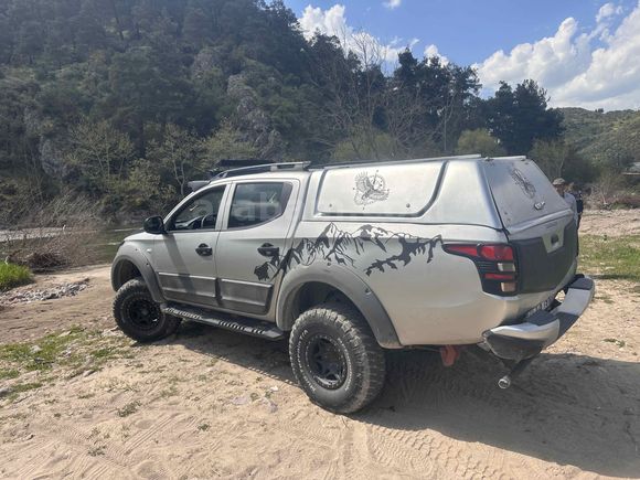 Sahibinden Mitsubishi L 200 4x4 Storm 2016 Model 