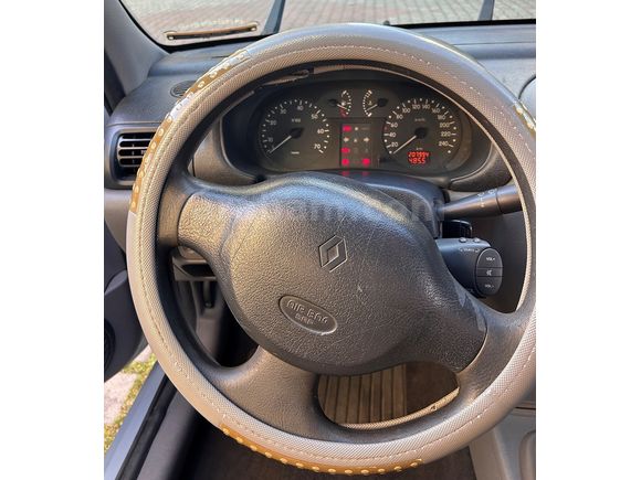Sahibinden Renault Clio 1.4 RTA 2001 Model 