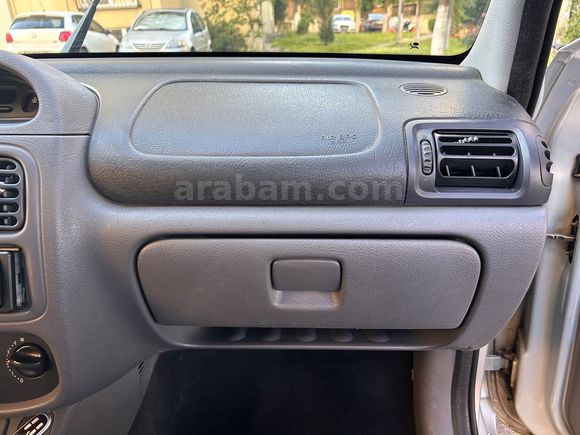 Sahibinden Renault Clio 1.4 RTA 2001 Model 