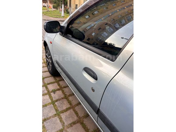 Sahibinden Renault Clio 1.4 RTA 2001 Model 