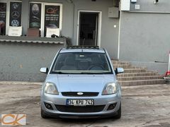 2006 FİESTA SUNROOFLU KREDİ/K.KARTI/ELDEN SENET TAKSİT İMKANI
