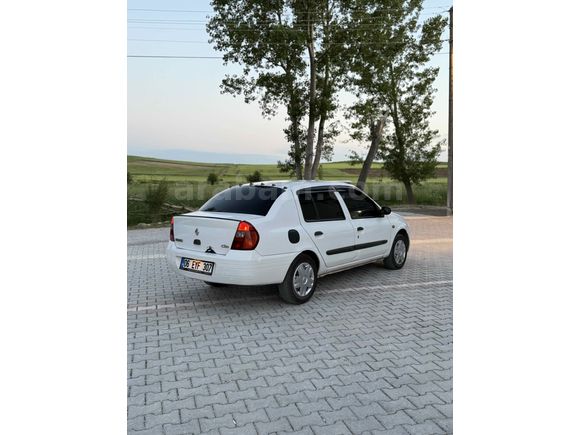 Sahibinden Renault Clio 1.4 2000 Model 