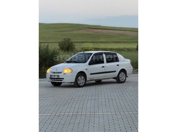Sahibinden Renault Clio 1.4 2000 Model 