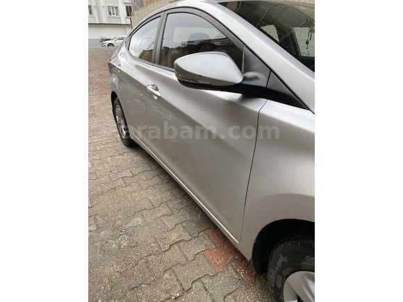 Sahibinden Hyundai Elantra 1.6 D-CVVT Mode 2011 Model 