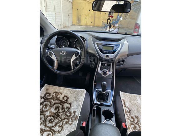 Sahibinden Hyundai Elantra 1.6 D-CVVT Mode 2011 Model 