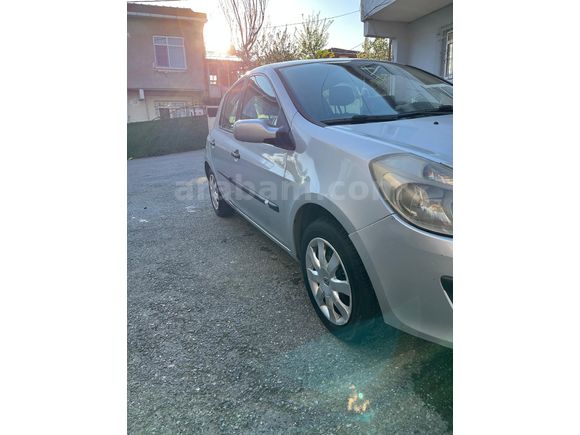 Sahibinden Renault Clio 1.6 Dynamique 2007 Model