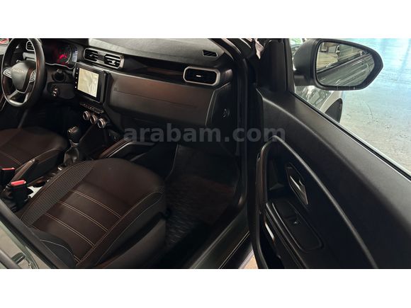 HATASIZ 2023 DACIA DUSTER JOURNEY 1.3 TCE 150 BG EDC