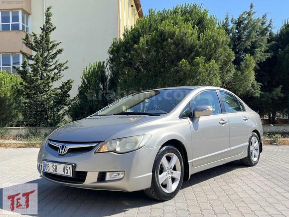 HONDA CİVİC 1.6 BENZİNLİ MANUEL