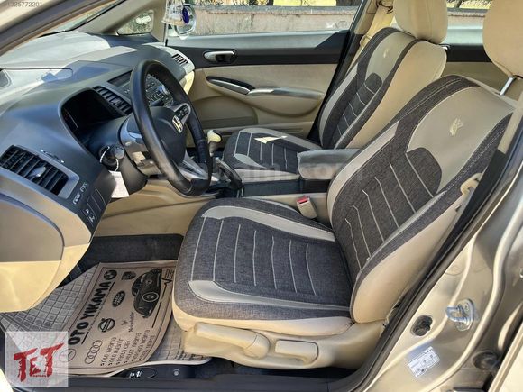 HONDA CİVİC 1.6 BENZİNLİ MANUEL
