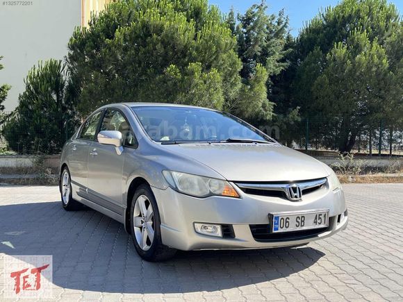 HONDA CİVİC 1.6 BENZİNLİ MANUEL