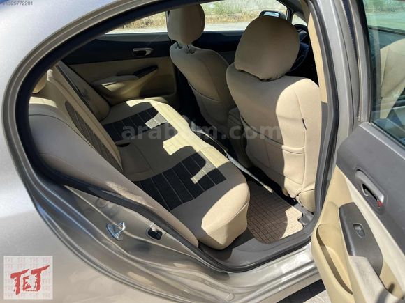 HONDA CİVİC 1.6 BENZİNLİ MANUEL
