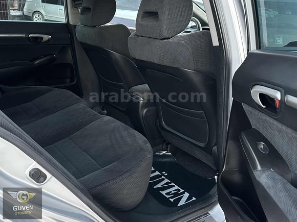 GÜVEN 'den Sadece 106 Bin km'de Makjaylı Premium Otomatik