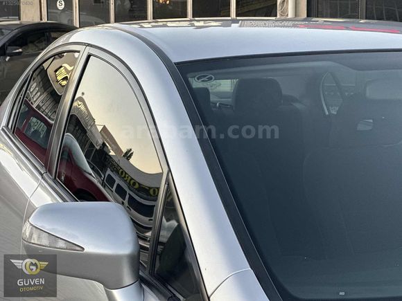 GÜVEN 'den Sadece 106 Bin km'de Makjaylı Premium Otomatik