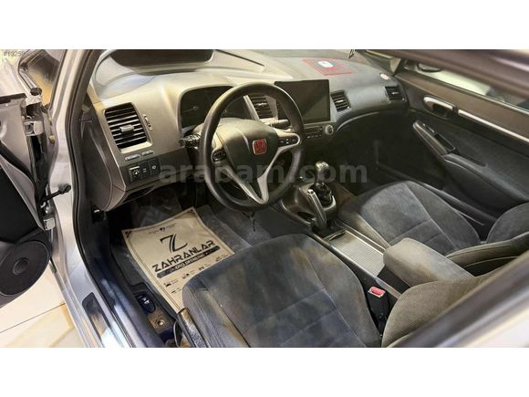 **ORJİNAL KM-HASAR KAYITSIZ-FULL BAKIMLI-KUSURSUZ HONDA**