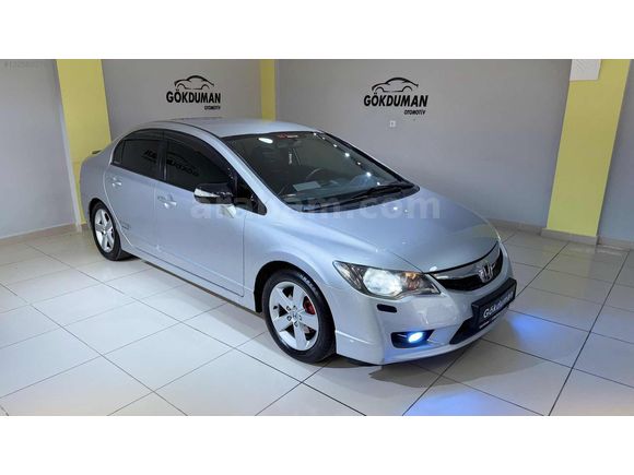 **ORJİNAL KM-HASAR KAYITSIZ-FULL BAKIMLI-KUSURSUZ HONDA**
