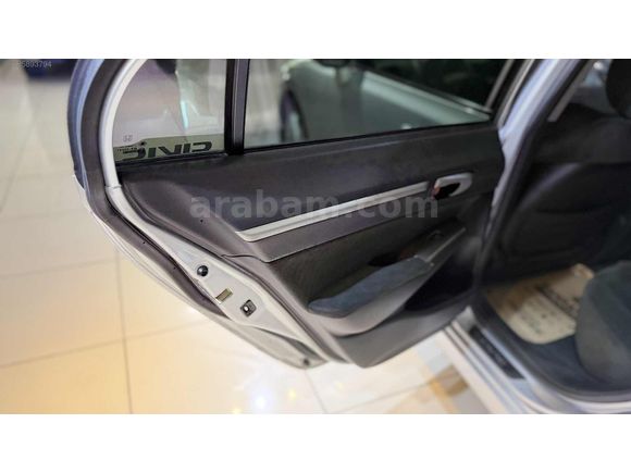 **ORJİNAL KM-HASAR KAYITSIZ-FULL BAKIMLI-KUSURSUZ HONDA**