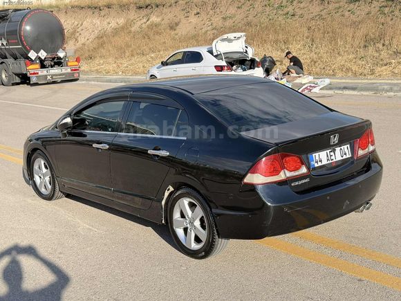 2011 MODEL HONDA CİVİC VSA'LI SADECE 199BİNDE OTOMATİK PREMİUM