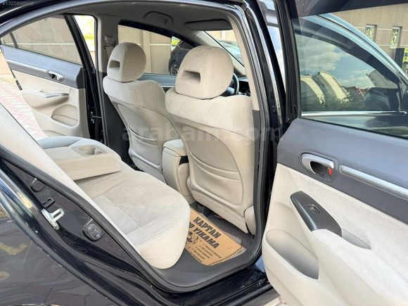 2011 MODEL HONDA CİVİC VSA'LI SADECE 199BİNDE OTOMATİK PREMİUM