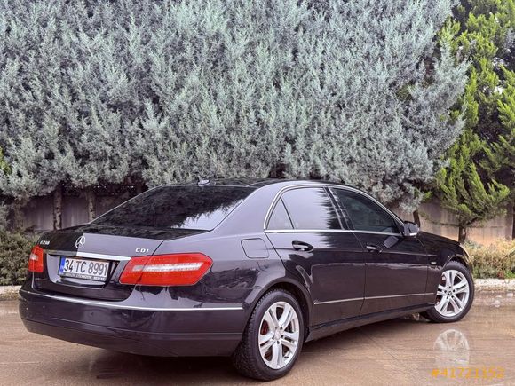 GERÇEK OTO'DAN 2011 MERCEDES-BENZ E250 CDI AVANGARDE