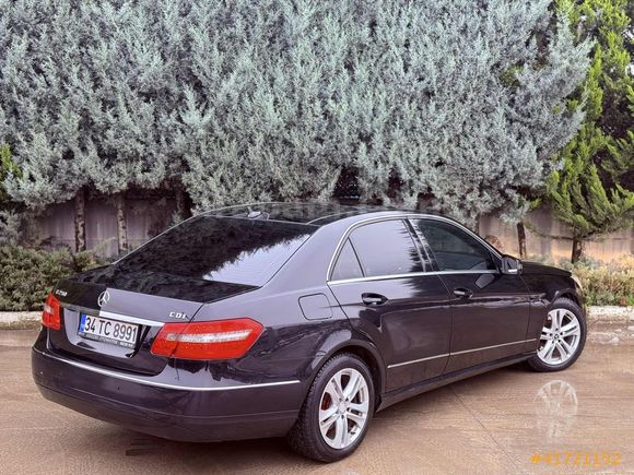 GERÇEK OTO'DAN 2011 MERCEDES-BENZ E250 CDI AVANGARDE