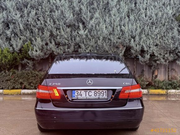 GERÇEK OTO'DAN 2011 MERCEDES-BENZ E250 CDI AVANGARDE