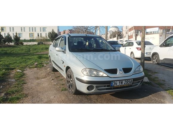 Sahibinden Renault Megane 1.4 RTA 2001 Model 