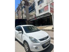 Sahibinden Hyundai i20 1.4 CVVT Team 2011 Model
