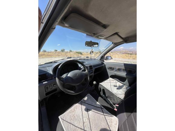 Sahibinden Renault Clio 1.4 2000 Model  156.000 km Beyaz