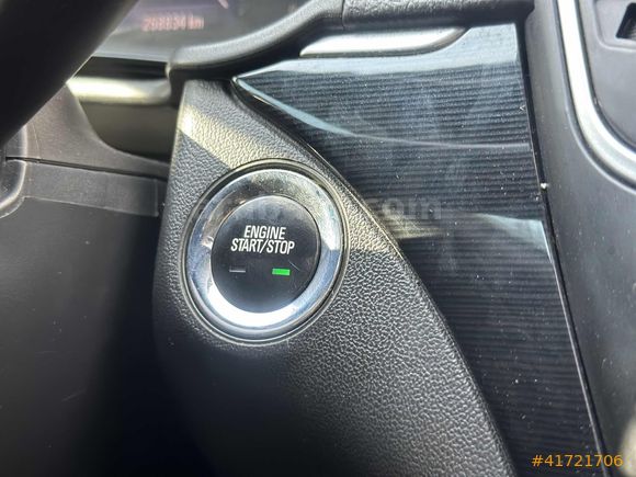 BAKIMLI MASRAFSIZ SUNROOFLU EN DOLU OPEL İNSİGNA