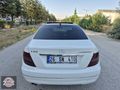 CAM TAVAN DEĞİŞENSİZ MERCEDES C180