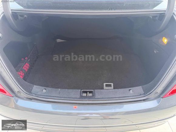 NADİR BULUNAN NOKTA HATASIZ C180 KOMP BlueEfficiency AVANGARDE