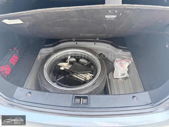 NADİR BULUNAN NOKTA HATASIZ C180 KOMP BlueEfficiency AVANGARDE