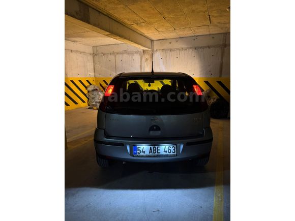 Sahibinden Opel Corsa 1.3 CDTI Essentia 2005 Model