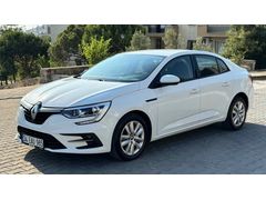 Öğretmenden Masrafsız, Ağır Bakımlı 2021 Megane 1.3 TCe Joy Otomatik