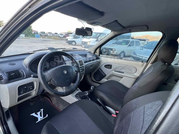 Galeriden Renault Clio 1.4 Alize 2004 Model Gaziantep
