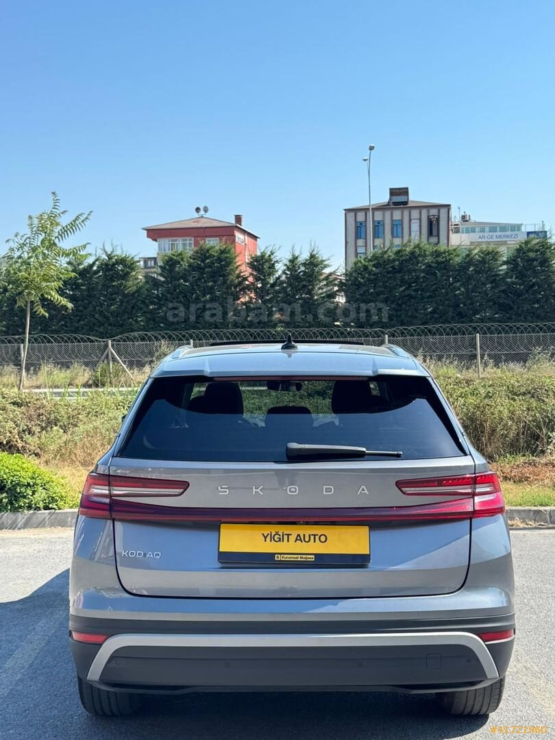 YİĞİT AUTO'DAN HATASIZ BOYASIZ TAMAMINA KREDİLİ KODIAQ 4
