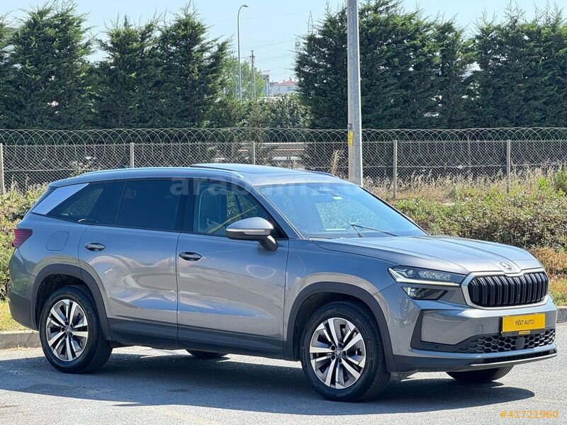 YİĞİT AUTO'DAN HATASIZ BOYASIZ TAMAMINA KREDİLİ KODIAQ 1