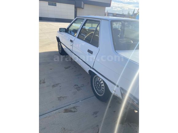 Sahibinden Renault R 9 1.4 Broadway 1991 Model 