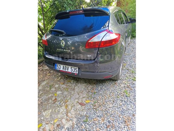 Sahibinden Renault Megane 1.5 dCi Expression 2011 Model Rize 244.000 km