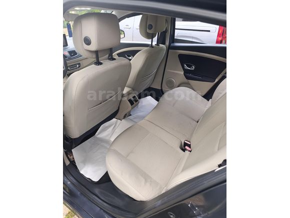 Sahibinden Renault Megane 1.5 dCi Expression 2011 Model Rize 244.000 km