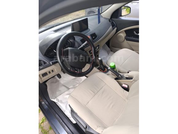 Sahibinden Renault Megane 1.5 dCi Expression 2011 Model Rize 244.000 km