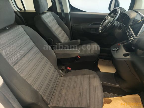 NOVAMER 2.EL 2022 OPEL COMBO LİFE 1.5 D ELEGANCE