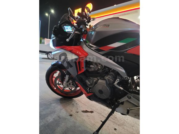 Sahibinden Aprilia Tuono 660