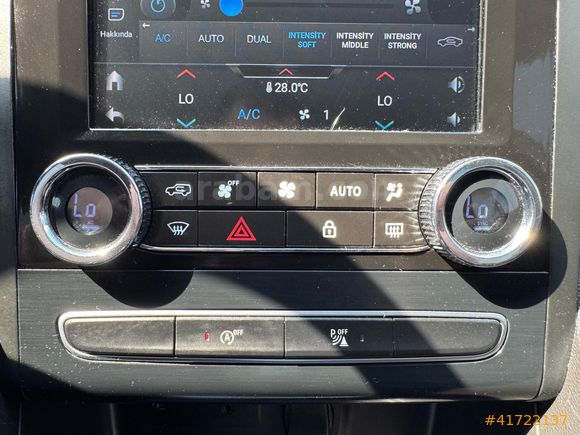 YİĞİT AUTO'DAN MOTOR MEKANİK KUSURSUZ BAKIMLI MEGANE TOUCH PLUS