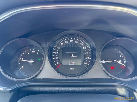 YİĞİT AUTO'DAN MOTOR MEKANİK KUSURSUZ BAKIMLI MEGANE TOUCH PLUS