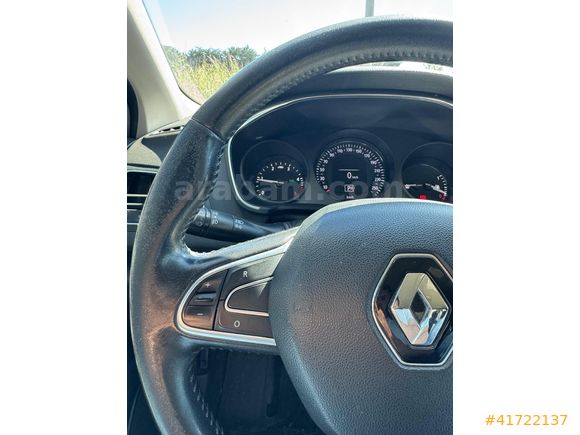 YİĞİT AUTO'DAN MOTOR MEKANİK KUSURSUZ BAKIMLI MEGANE TOUCH PLUS