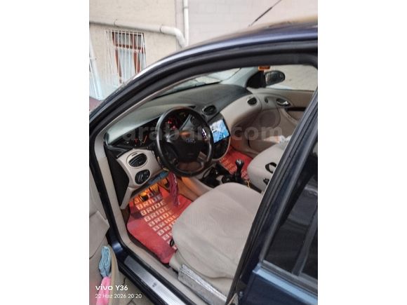 Sahibinden Ford Focus 1.6 Ghia 2004 Model