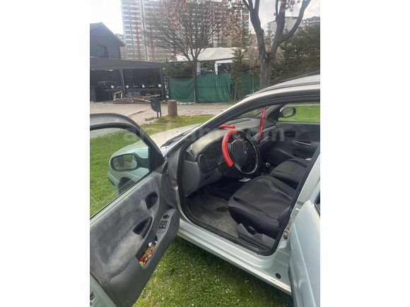 Sahibinden Renault Megane 1.6 RXT 2001 Model 