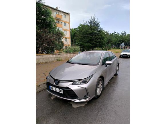 Sahibinden Toyota Corolla 1.8 Hibrid Dream 2021 Model
