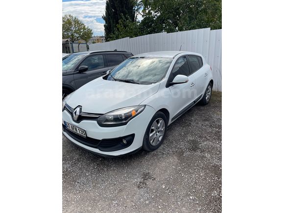 Sahibinden Renault Megane 1.5 dCi Touch 2014 Model  Beyaz